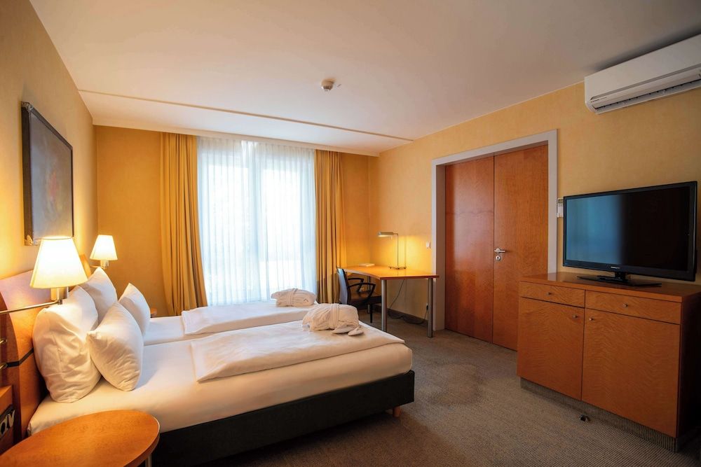 Standard Apartment, 1 Double Bed, Kitchenette (Separate Living Room;with Sofabed)