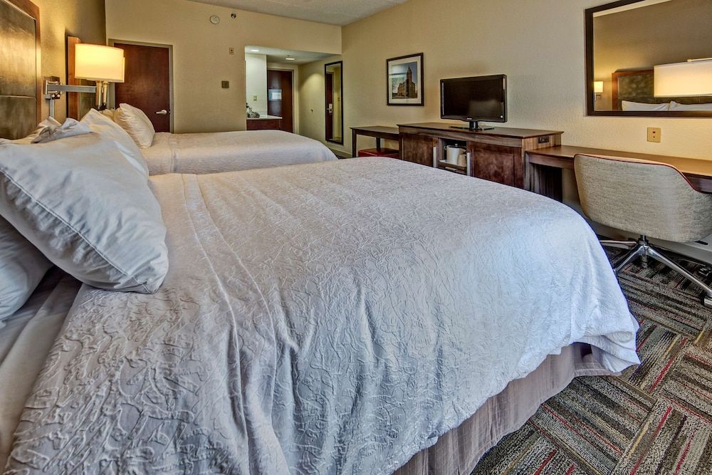 Two queen beds non smoking
