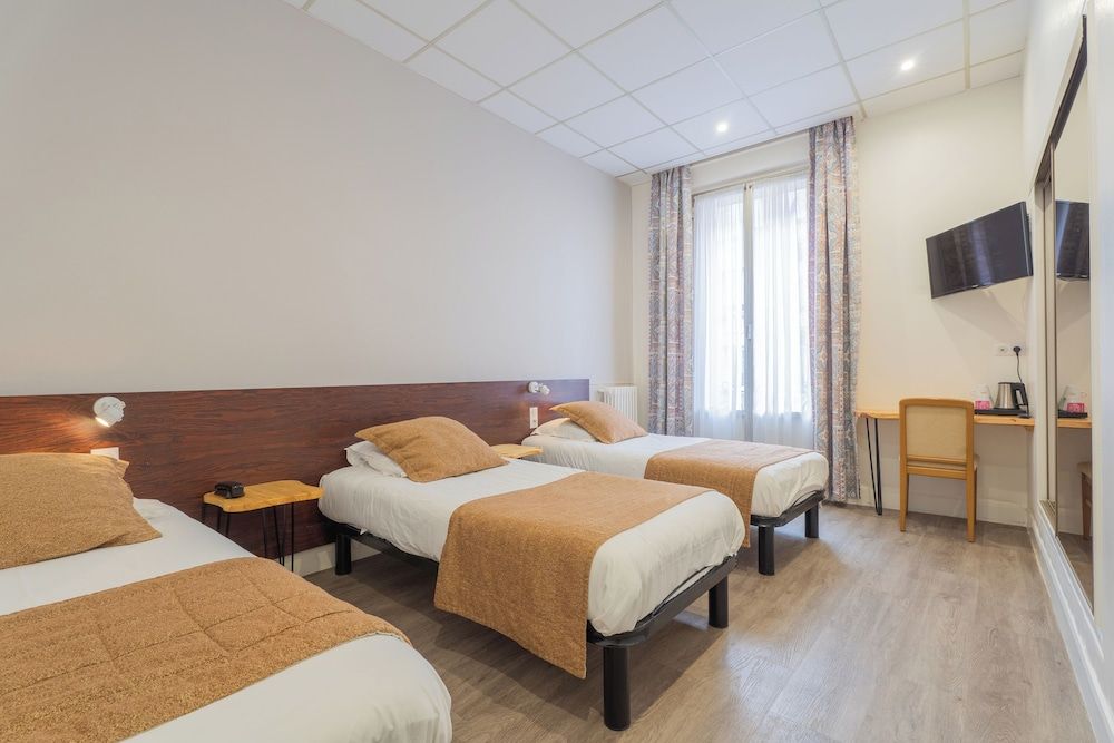 undefined Hotel Busby 5