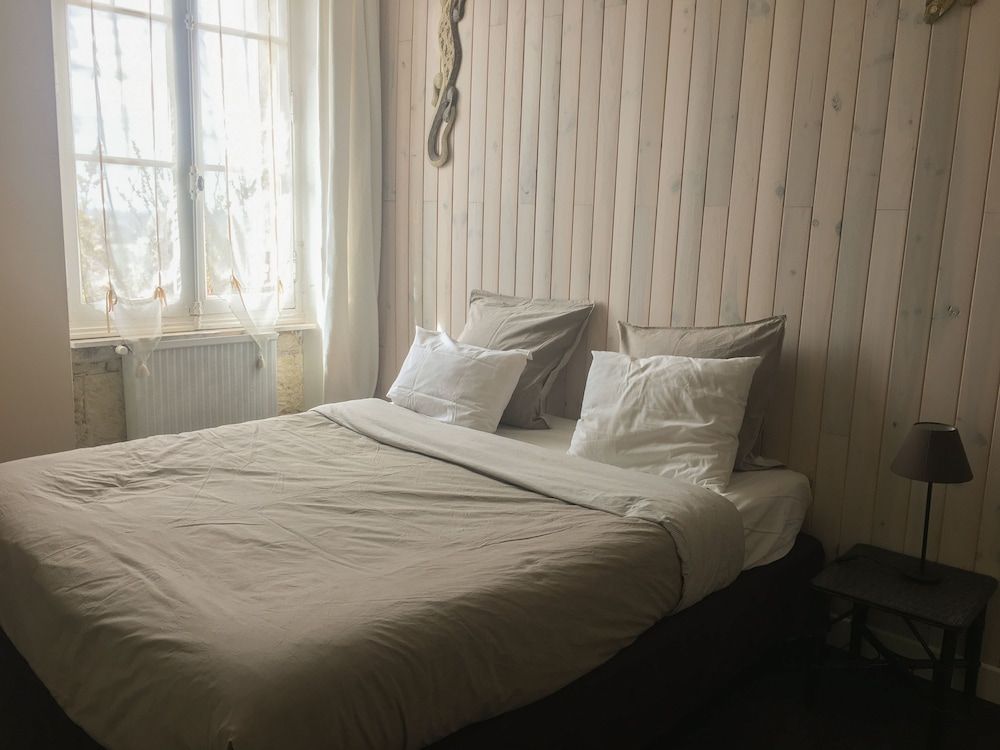 Double Room (Coco)