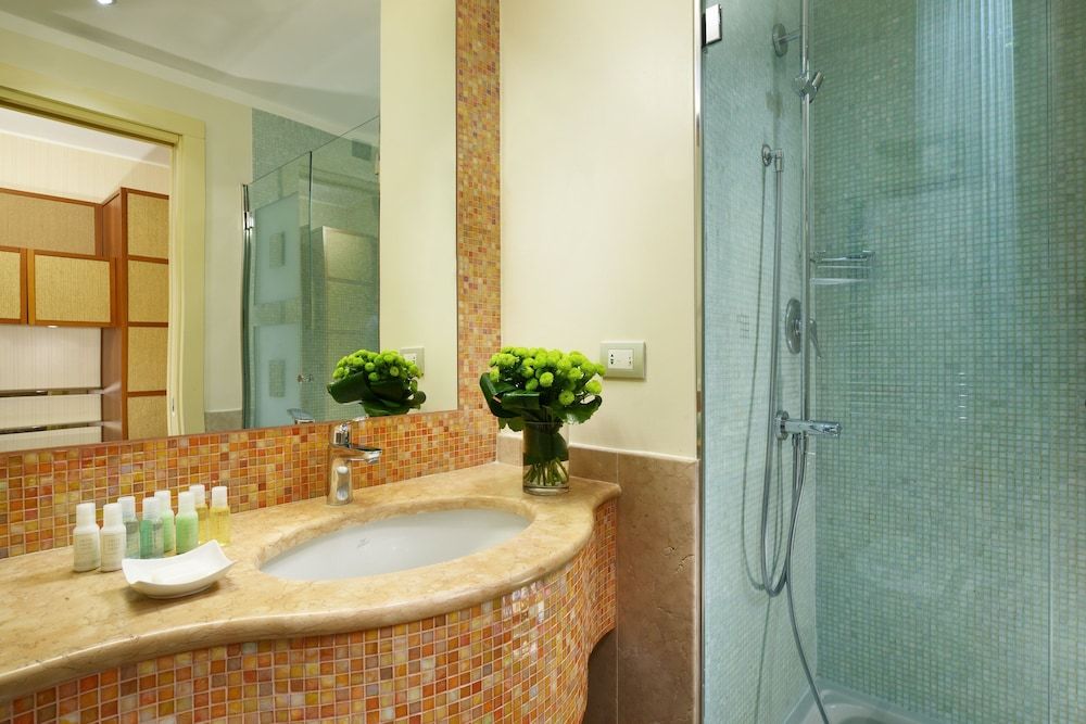 Enterprise Hotel Superior Double or Twin Room 5