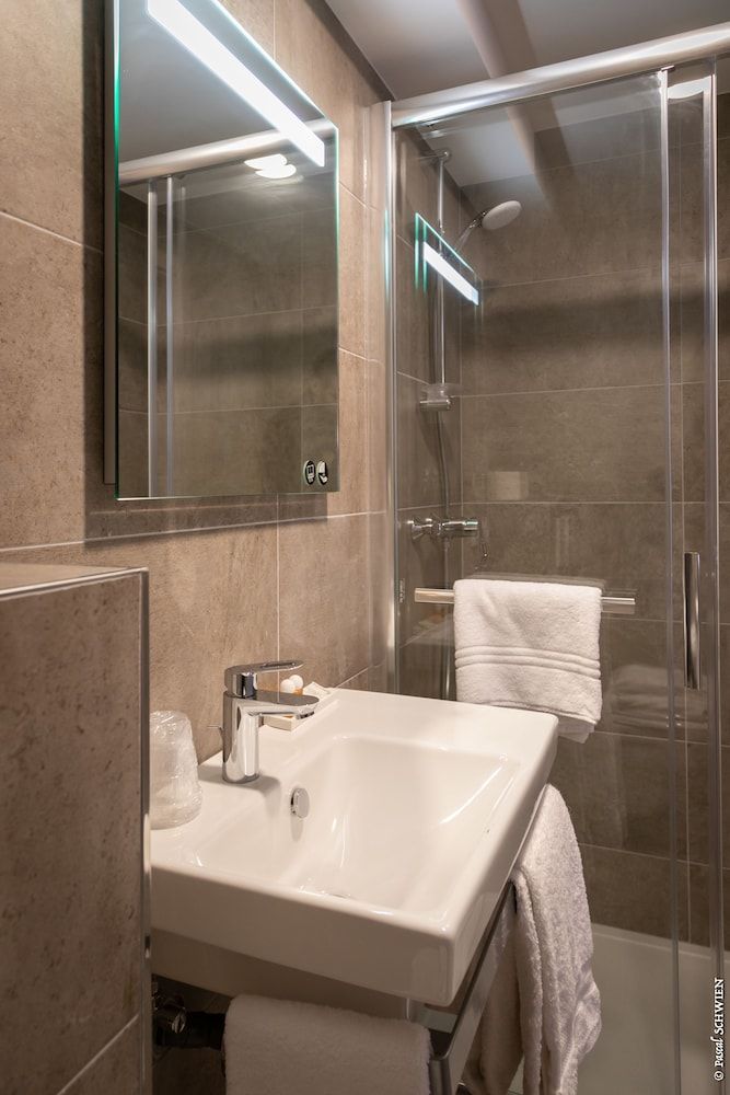 Hotel Restaurant Saint Nicolas Grand Comfort Room 6