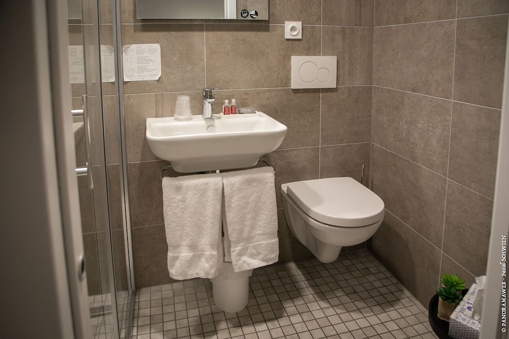 Hotel Restaurant Saint Nicolas Grand Comfort Room 9