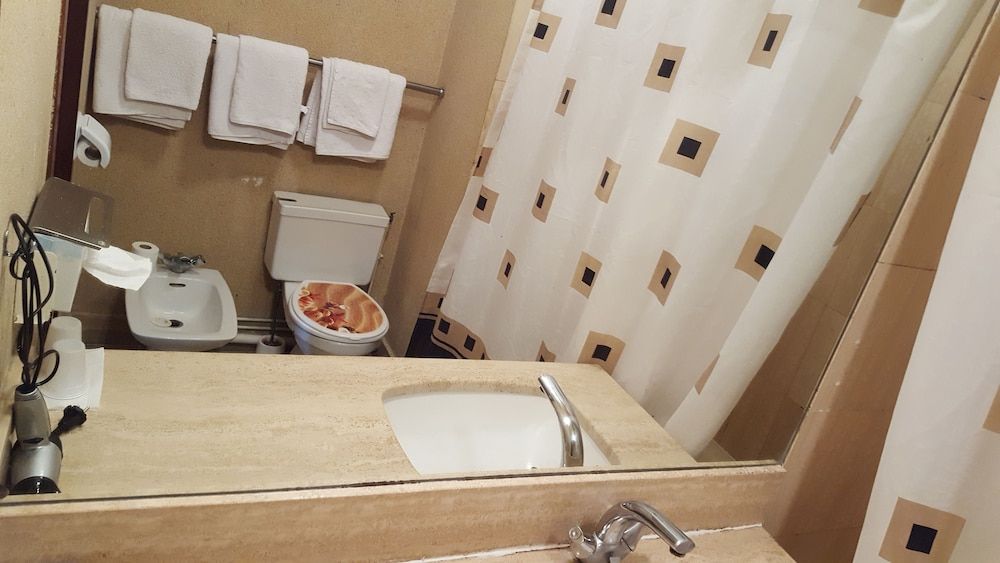 Hôtel Media Classic Double Room 6