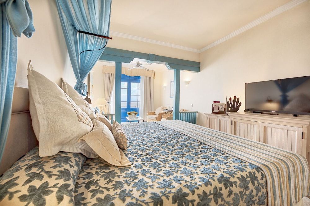 Double Room, Sea View (2 adults and 2 children)