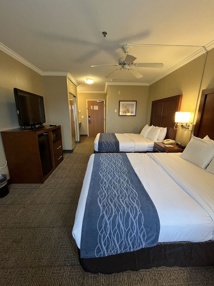 Standard Room, 2 Queen Beds, Non Smoking