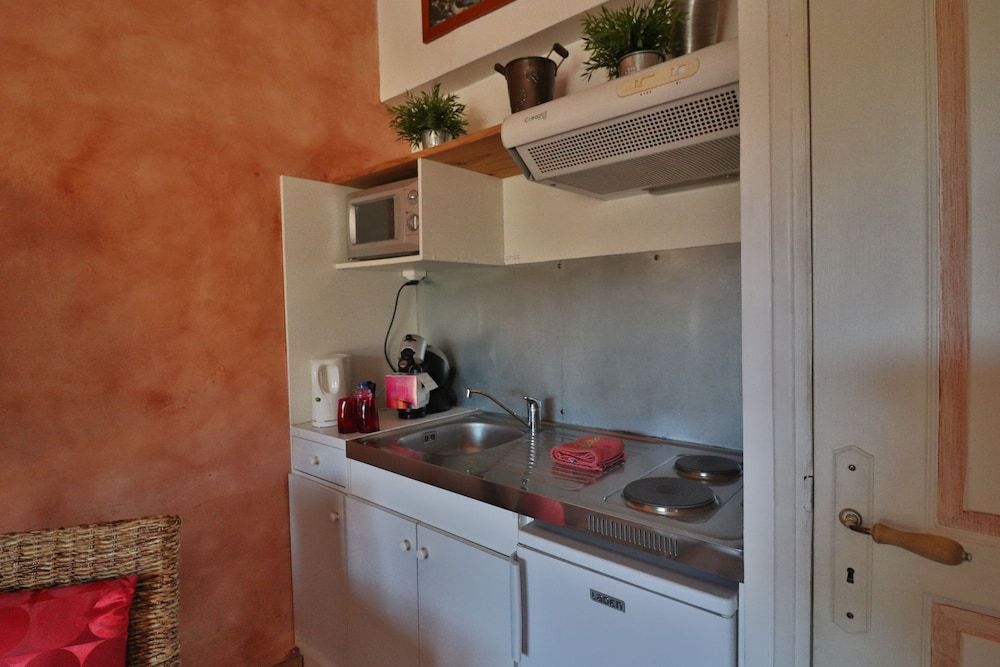 Le Mas de Bertagne - Chambres d'Hôtes Triple Room (Cascade) 11