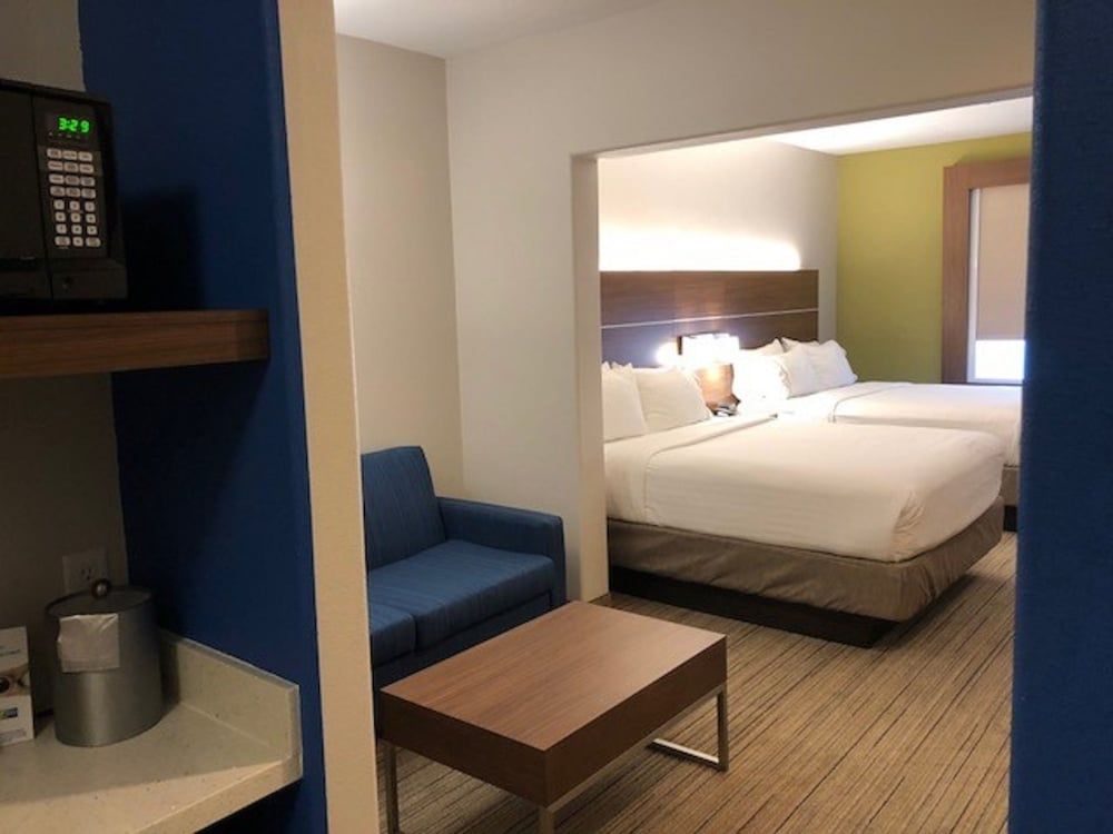 Suite, 2 Queen Beds