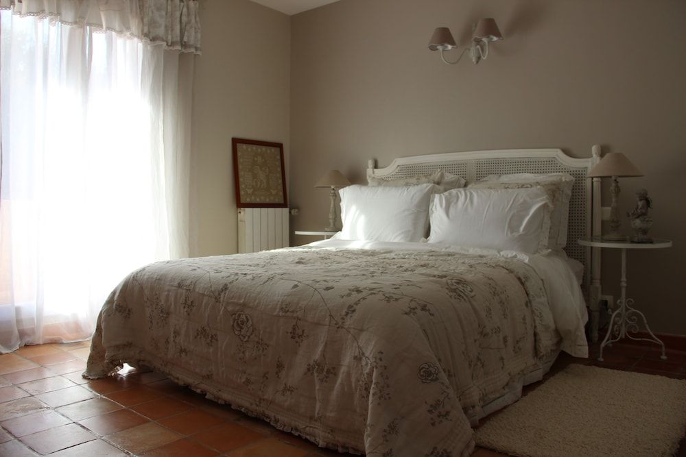 Suite, Balcony, Pool View (L'oliveraie)