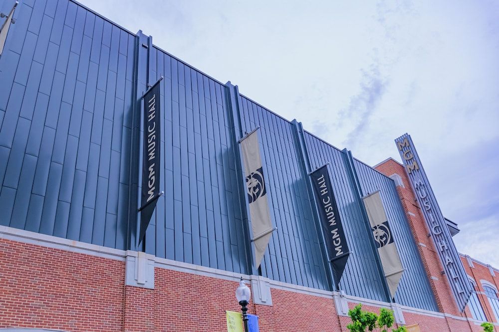 undefined The Inn at Longwood Medical 6