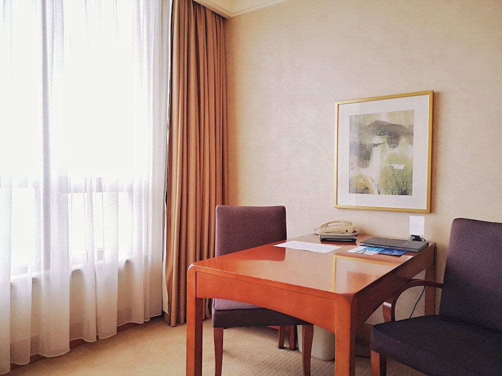 Hilton Chongqing Hotel King Hilton Deluxe 3