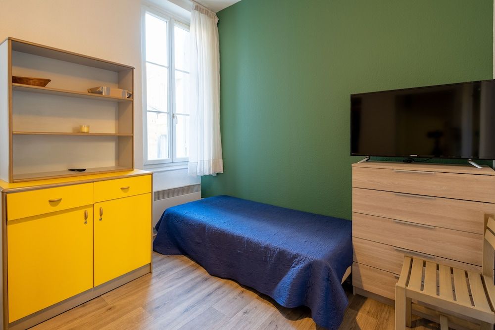 Résidence Meublée Services Apartment (2 adults) 7