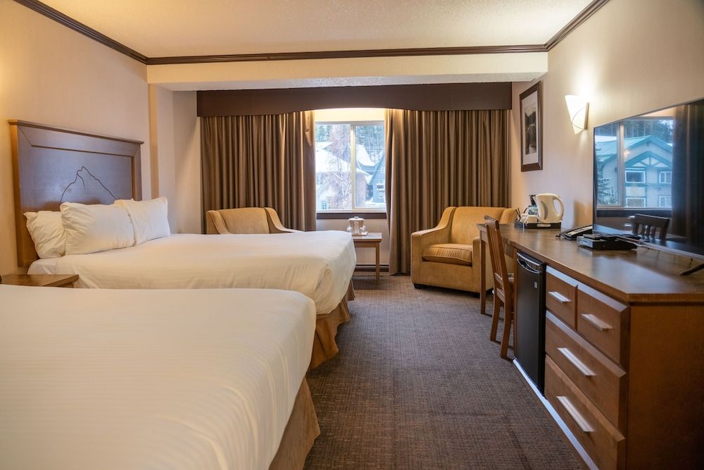 undefined Rundlestone Lodge