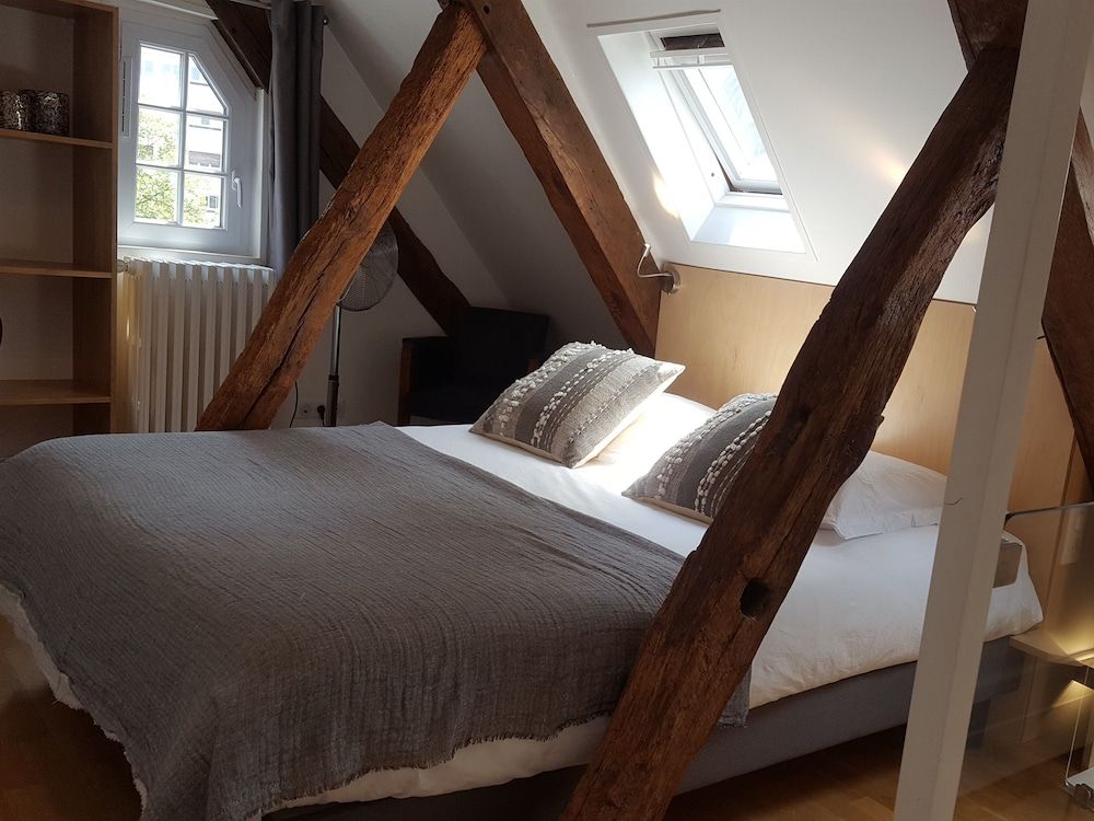 undefined Le Logis Saint Eloi 4