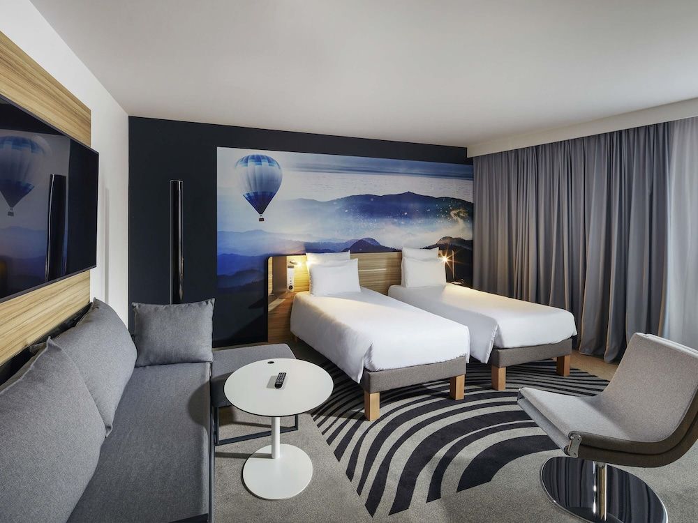 Superior Suite, 2 Twin Beds