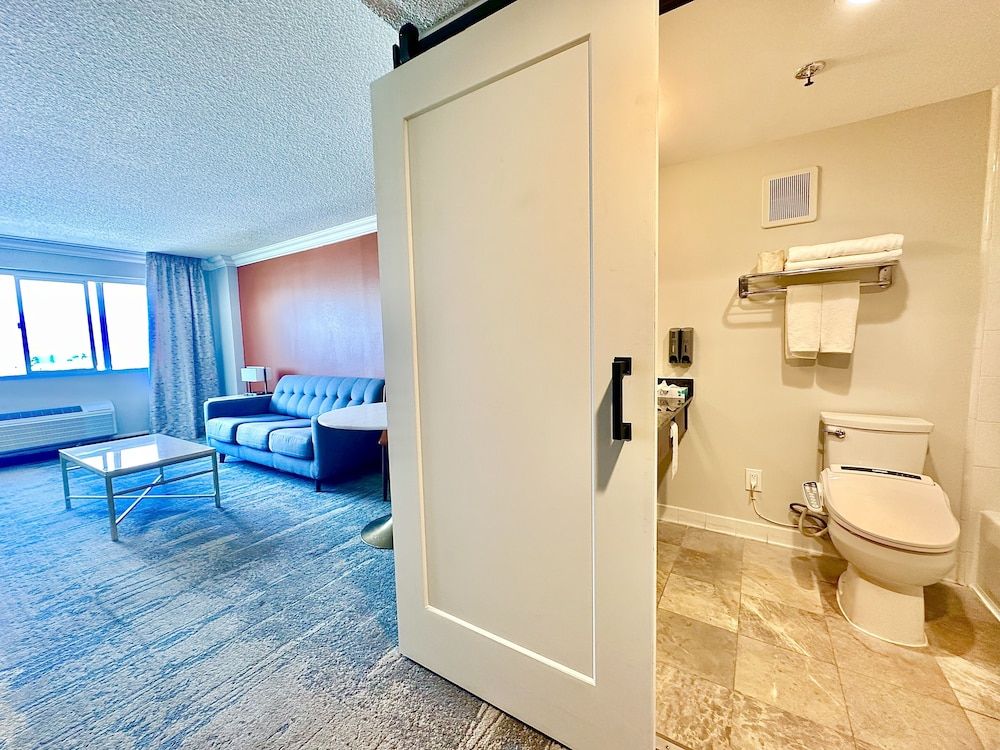 Lincoln Hotel Monterey Park Los Angeles Suite, Non Smoking 23