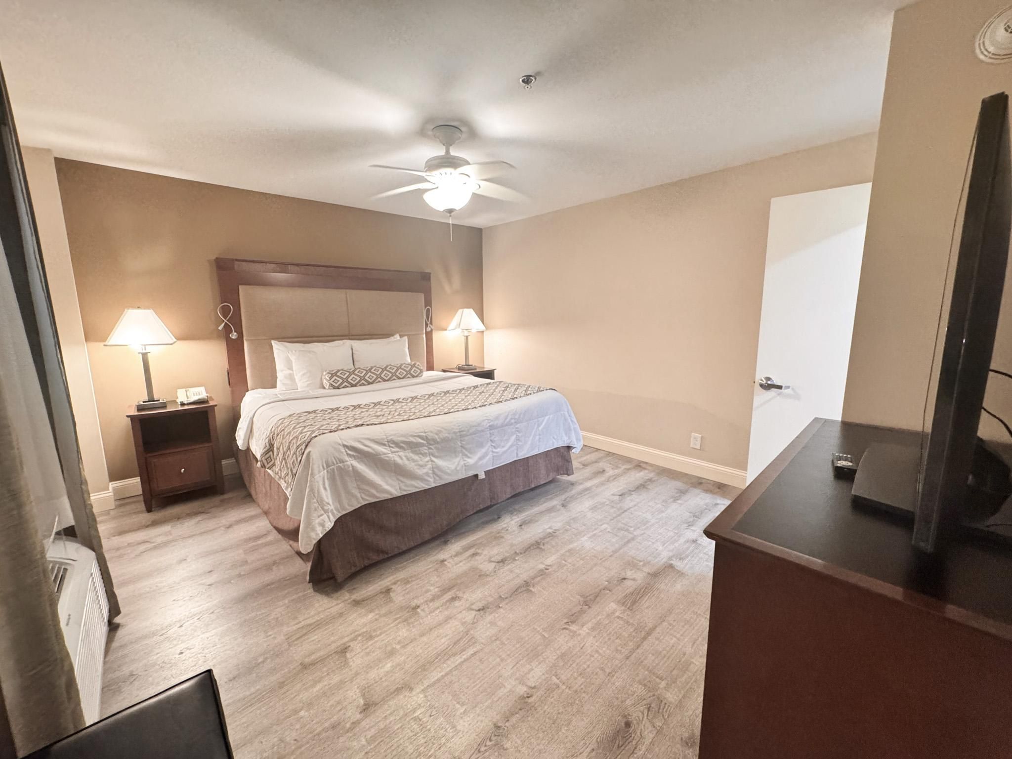 Plaza Suite