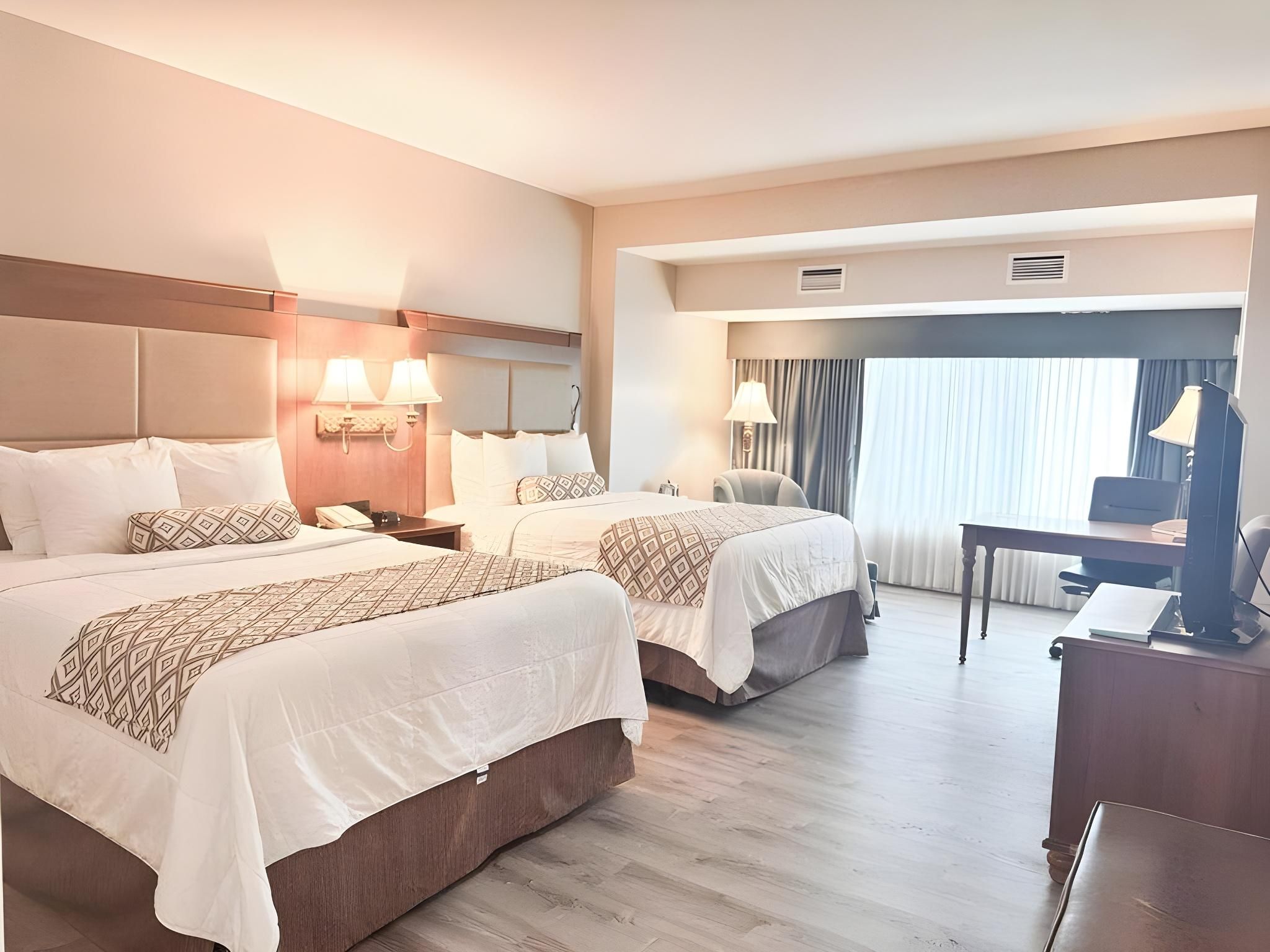Standard Two Queen Beds- Disability Access