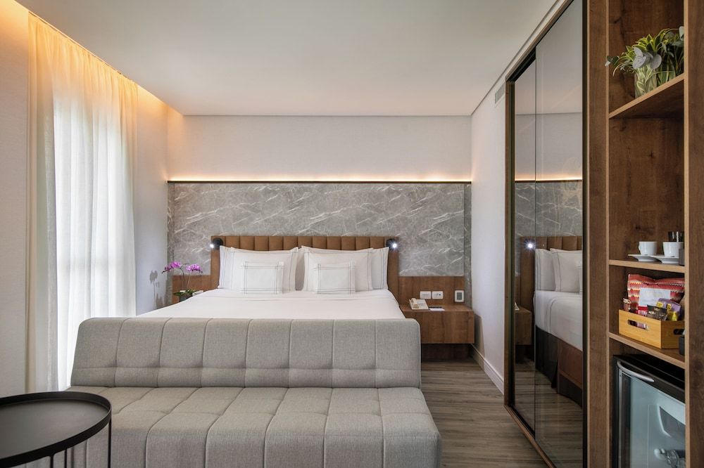 The Level Grand Premium Balcony