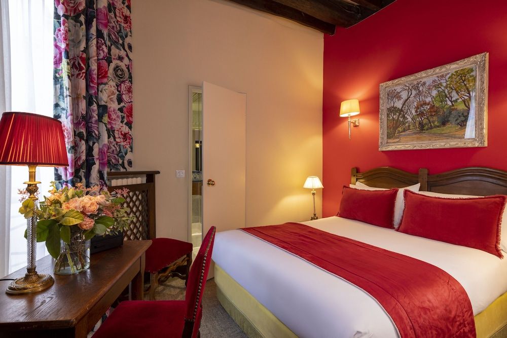 Hotel des Marronniers Classic Double Room 2