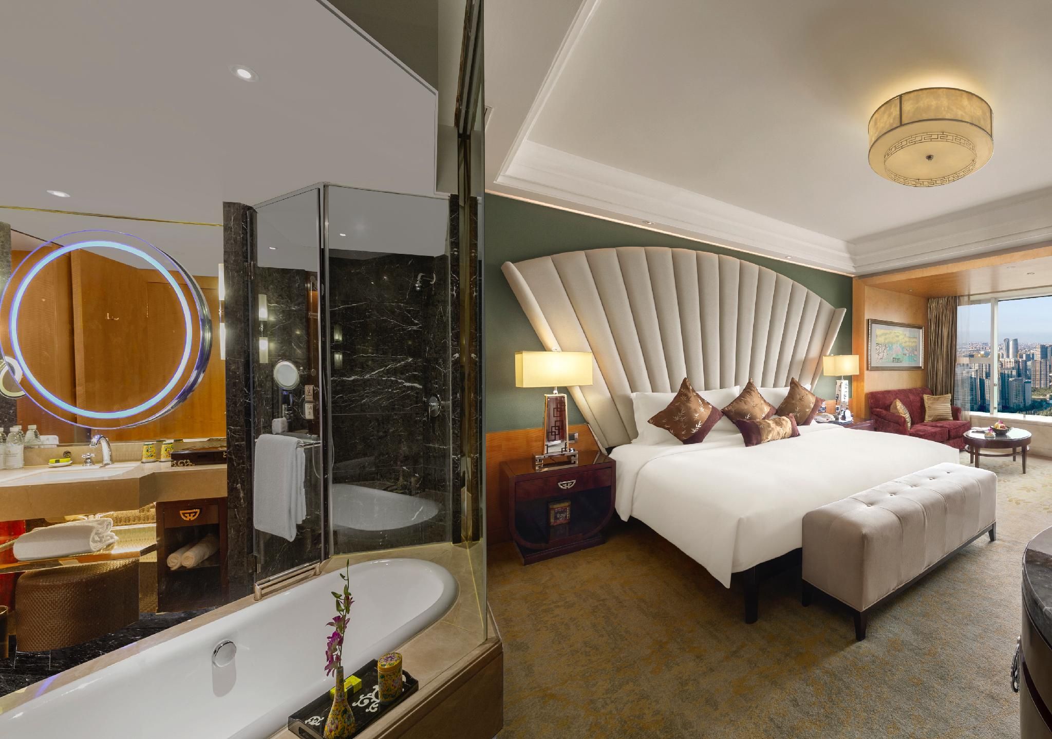 1 King Premium Club Lounge Access High Floor