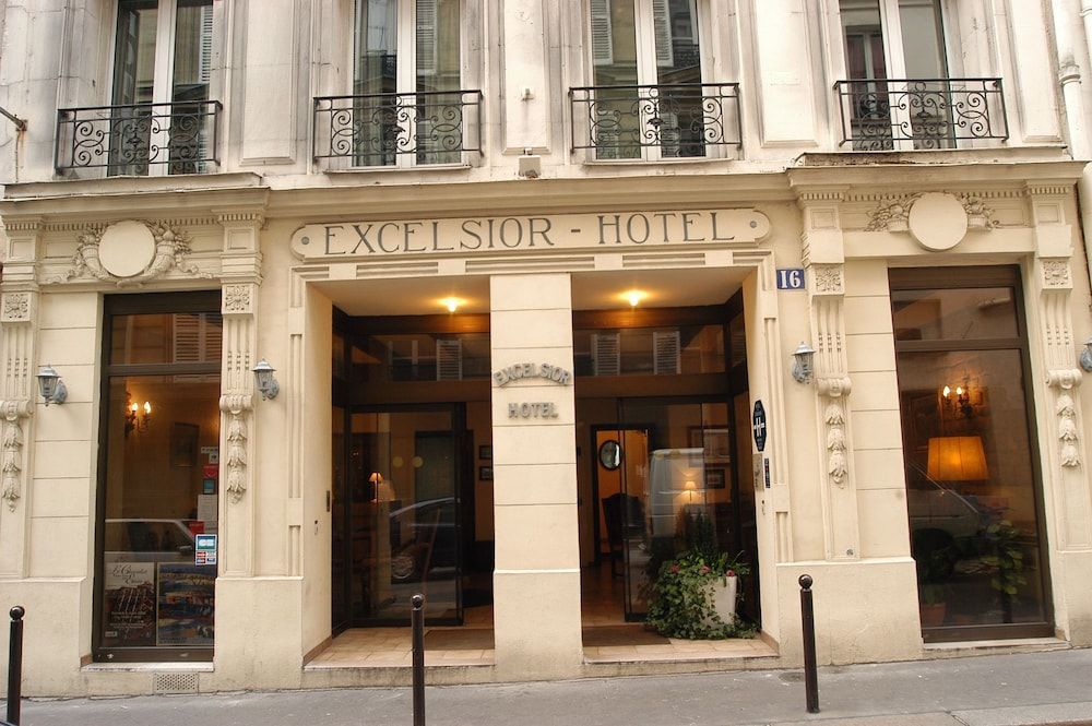 undefined Hotel Excelsior Batignolles 2