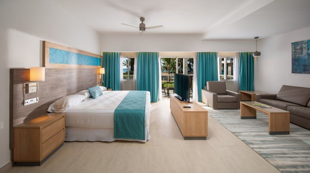 Suite, Ocean View (U)