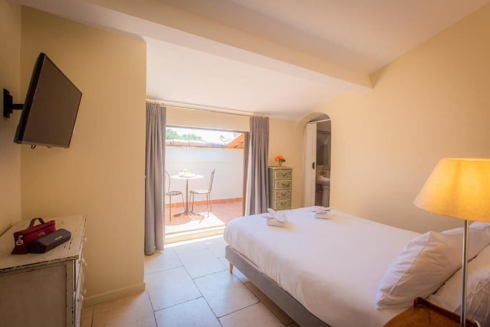 Hotel Les Armoiries Classic Room, Terrace (Single) 2