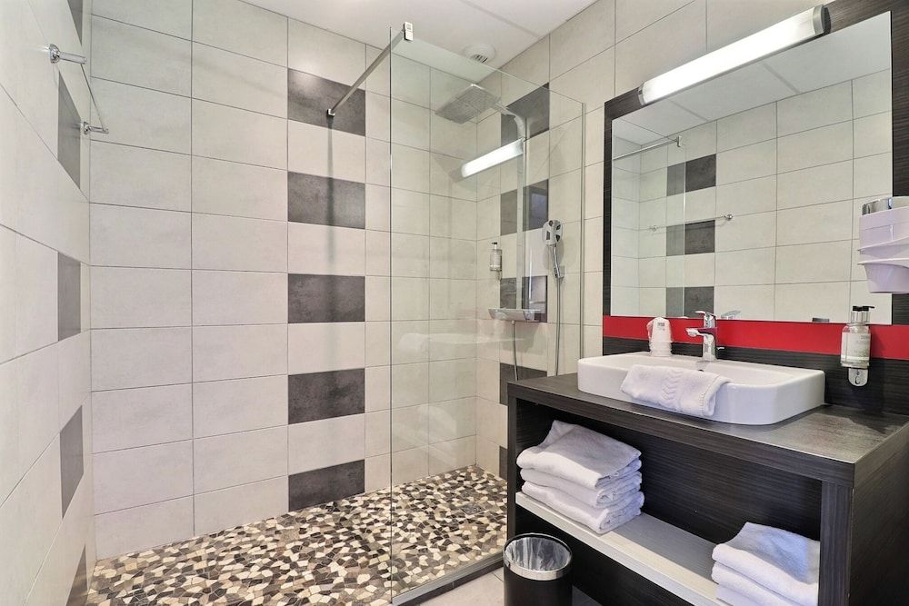 Hôtel des Lumières Lyon Meyzieu Arena Stadium Classic Room 2