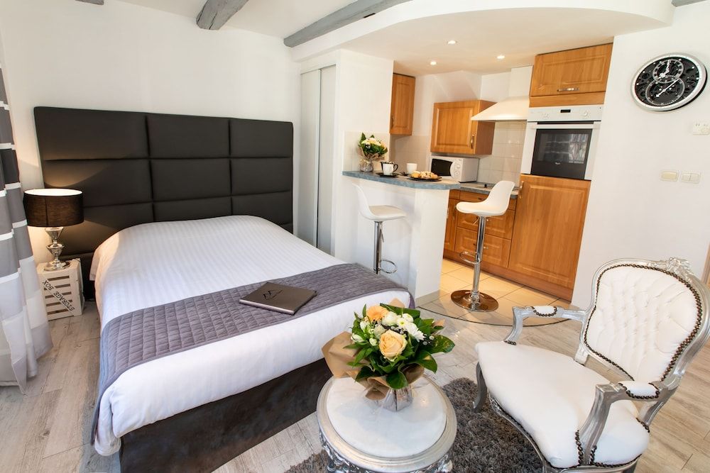 Studio, Ensuite (Hansi)