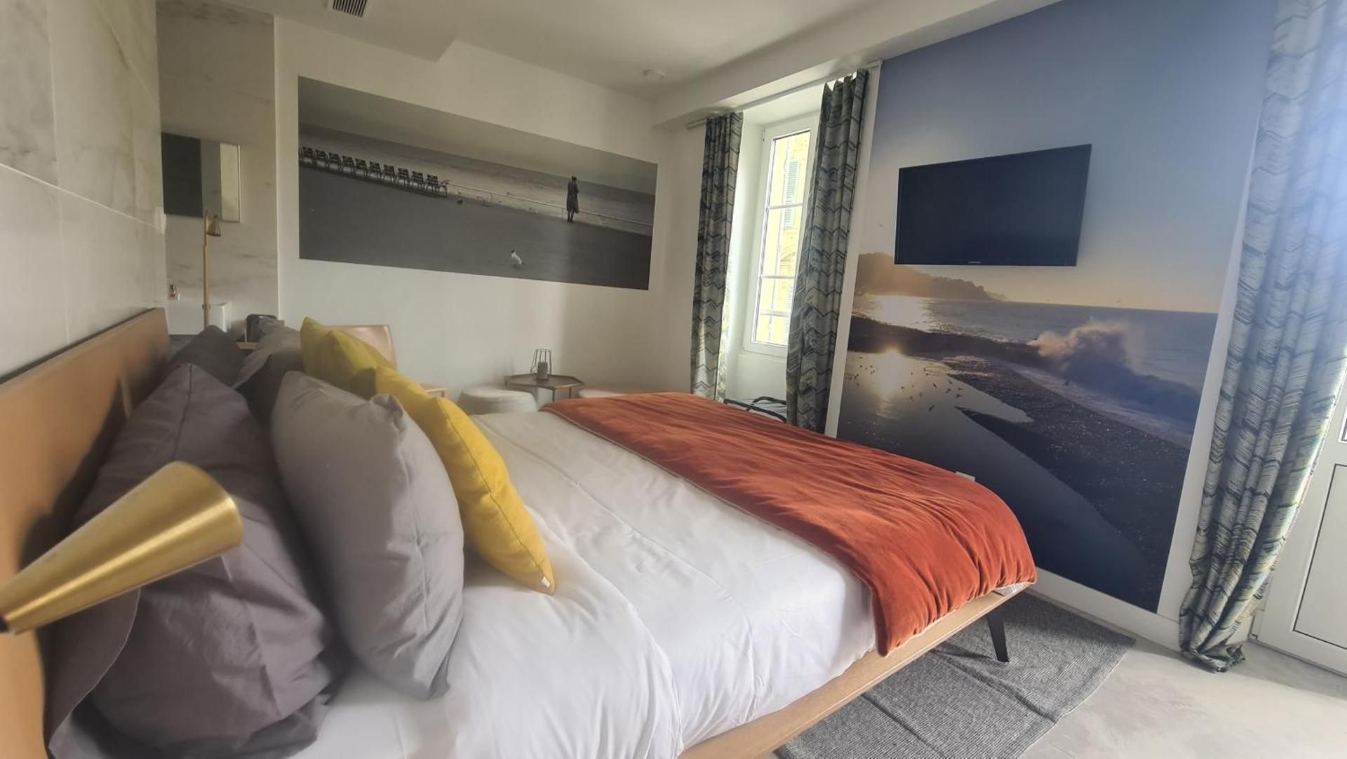 undefined Hotel Le Petit Trianon 7