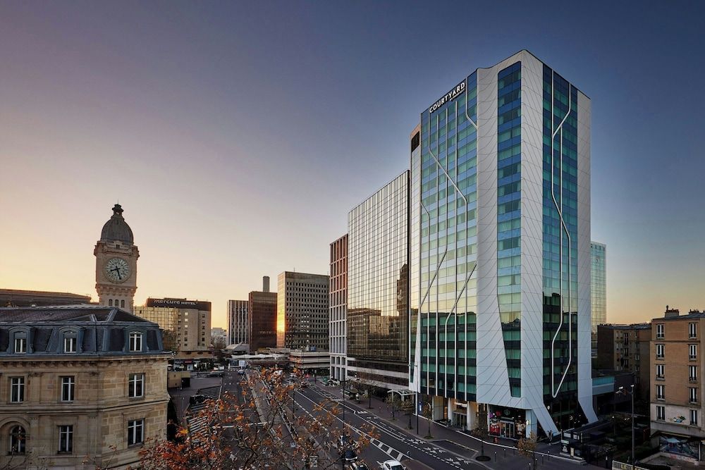 undefined Courtyard by  Marriott Paris Gare de Lyon 2