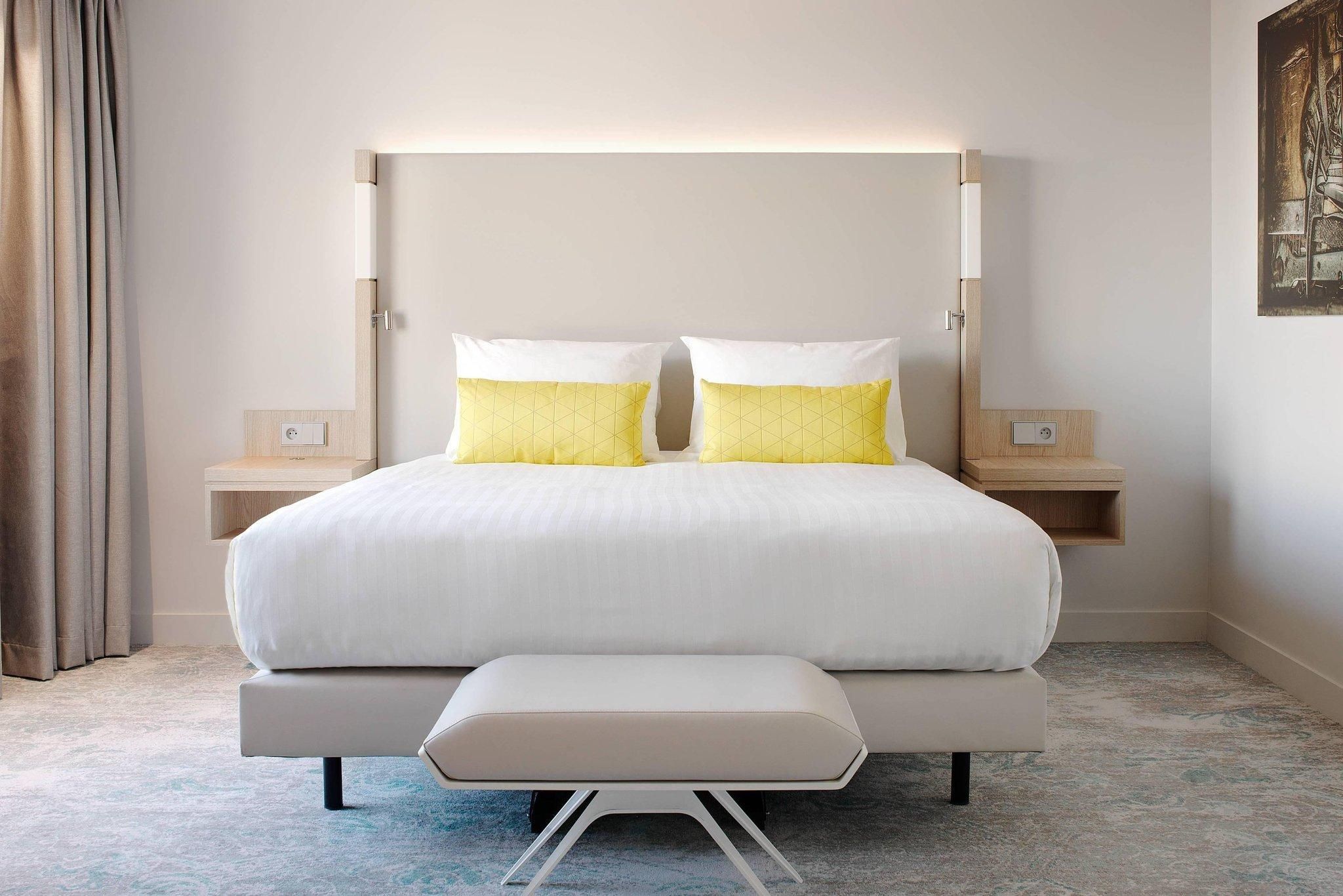 undefined Courtyard by  Marriott Paris Gare de Lyon 9