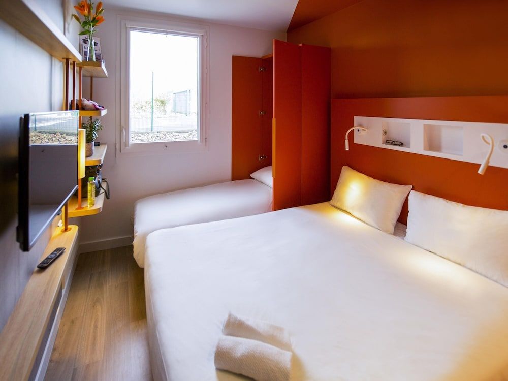 Triple Room, Multiple Beds
