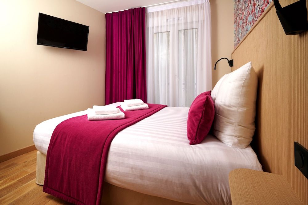 VLH Montparnasse Eiffel Classic Double Room 4