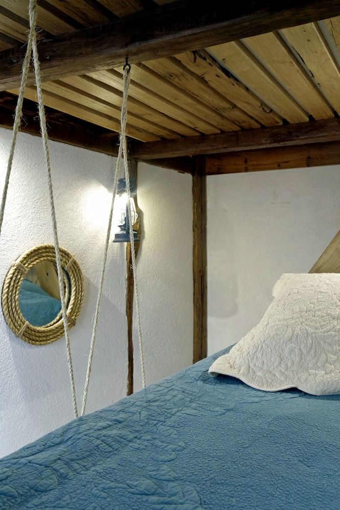 Un Mas en Ville Romantic Room, 2 Bedrooms 12