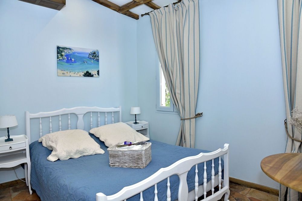 undefined Un Mas en Ville 10