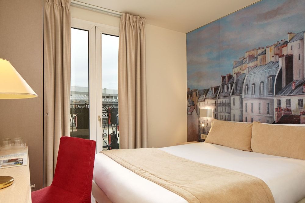 Hotel Fertel Maillot Double Room 5