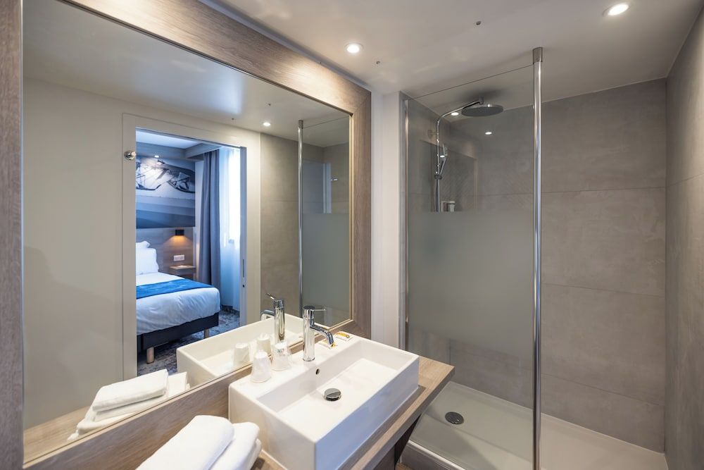 Best Western St Exupery Bordeaux Ouest Classic Room, 2 Twin Beds, Non Smoking, Ground Floor 3