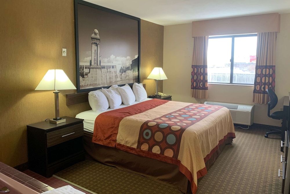 Deluxe Studio Suite, 1 King Bed, Non Smoking