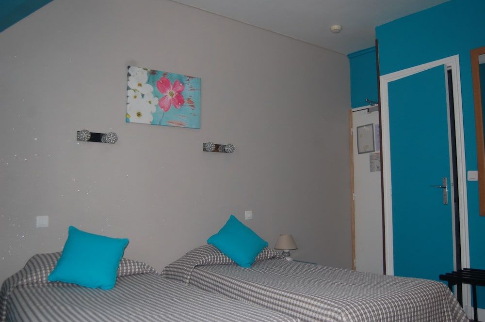 Hôtel Jean Bart Triple Room 3