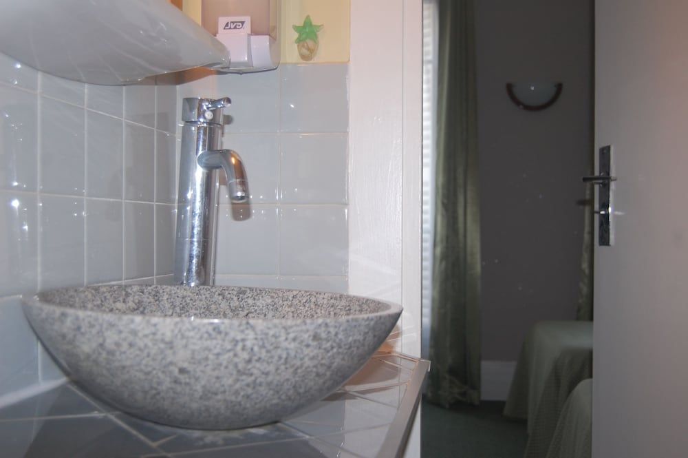 Hôtel Jean Bart Twin Room 4