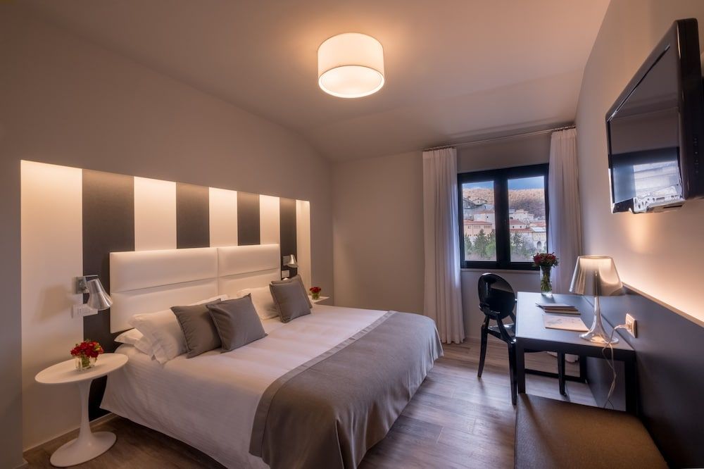 Hotel Monte Meraviglia Deluxe Double or Twin Room 4