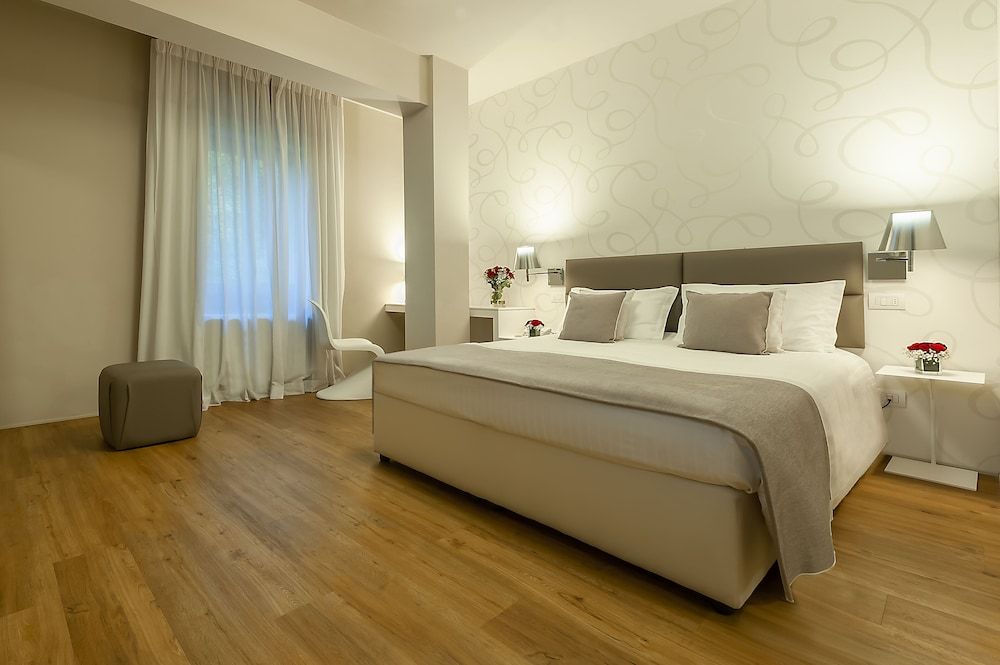 Hotel Monte Meraviglia Deluxe Double or Twin Room 2