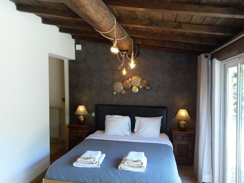 Deluxe Suite, Garden View