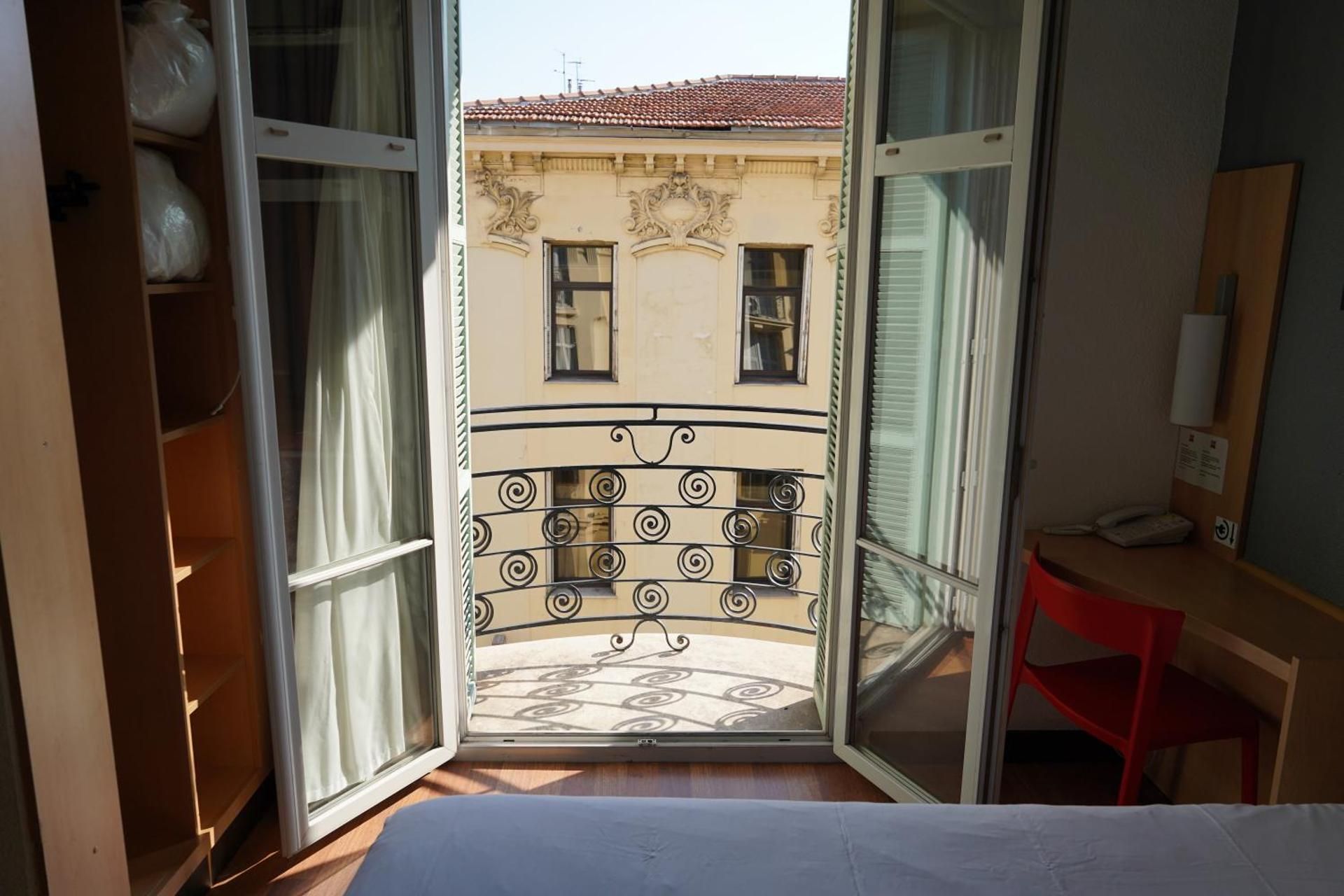 ibis Nice Centre Notre Dame Standard Room with 1 double bed 2