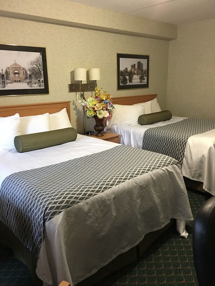 undefined Travelodge by Wyndham Winnipeg East