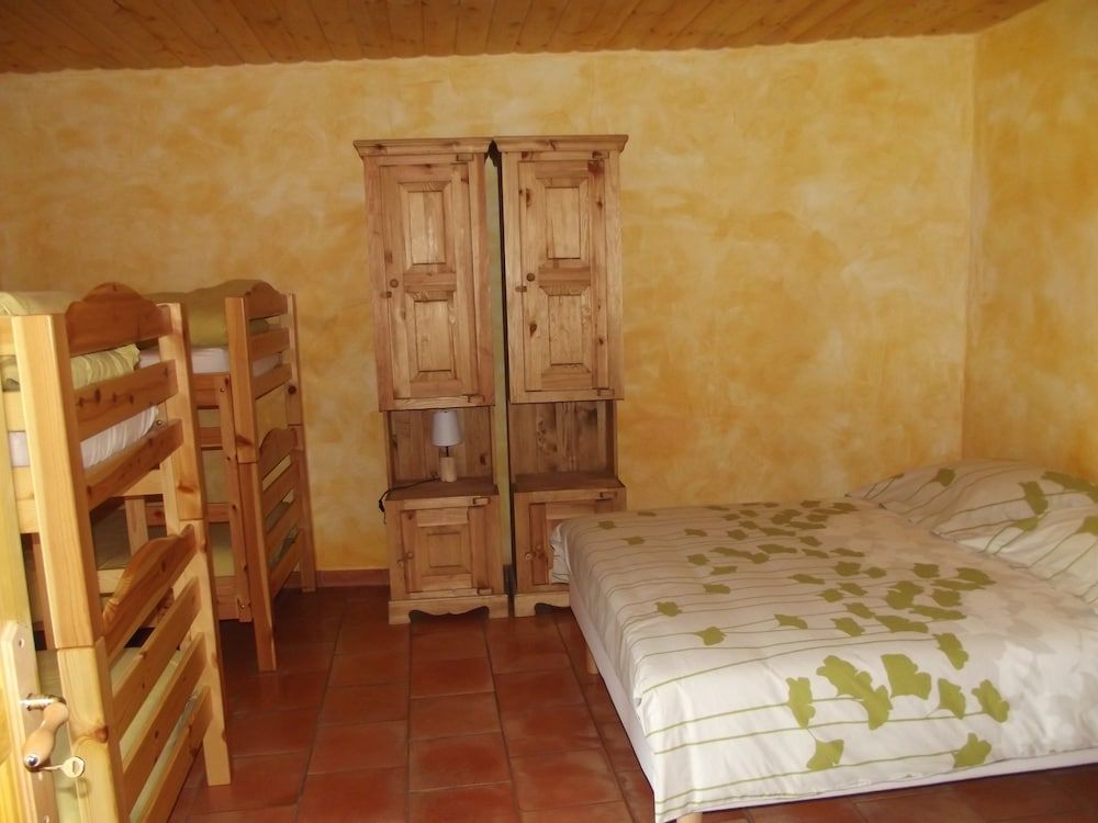 Family Room (Gentiane)