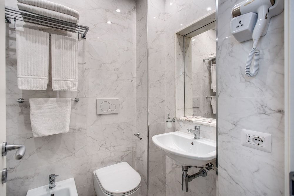 Hotel San Silvestro Economy Double Room 3