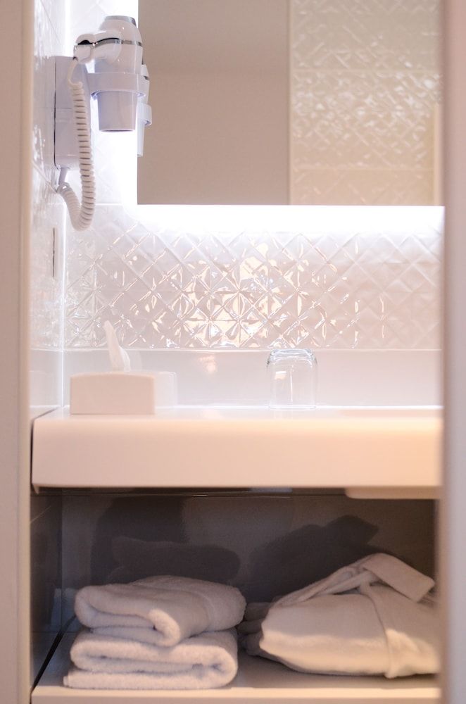 Hotel Cafe Glacier Le XIX Classic Room, Accessible 6